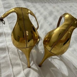 Steve Madden gold heels size 7M